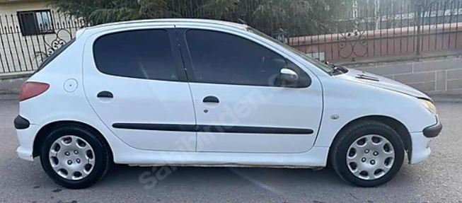 2007 model Peugout 1.4 Fever - 195.000 kilometrede - Benzinli - 250.000 TL