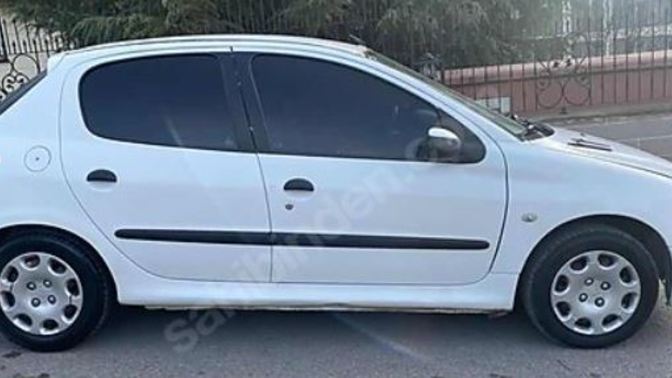 Hangi araç daha iyi?