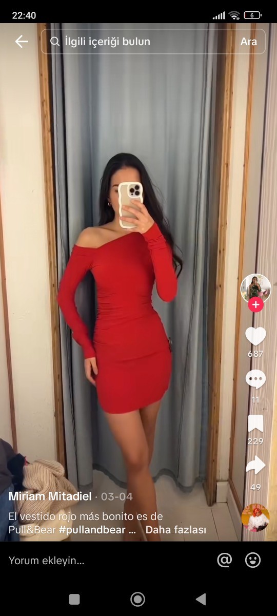 Sizce bu elbisenin hangi rengi güzel?