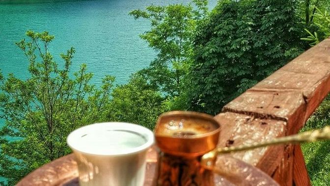 Şöyle bir ortamda "2 gün" takılsak, tüm dertlerimizi unutur muyuz?