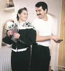 Keşke evli olsa dediğiniz, birbirine en çok yakışan Yeşilçam çifti hangisi, buyurun ankete :)?