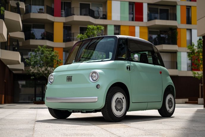 Fiat Topolino, Türkiye’de 449 bin TL’den satışa çıktı! Bu kadar küçük bir araba alır mıydınız?