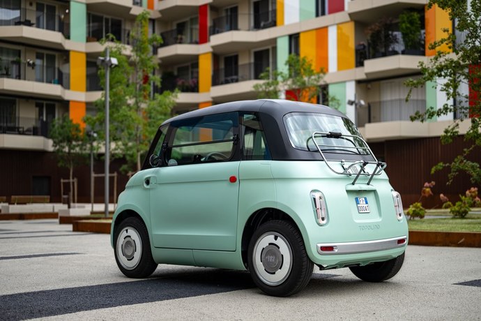 Fiat Topolino, Türkiye’de 449 bin TL’den satışa çıktı! Bu kadar küçük bir araba alır mıydınız?