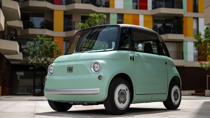Fiat Topolino, Türkiye’de 449 bin TL’den satışa çıktı! Bu kadar küçük bir araba alır mıydınız?