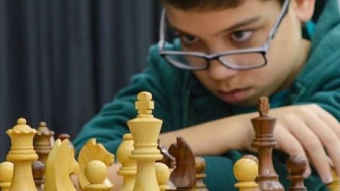 10 yaşında bir satranç oyuncusu, Magnus Carlsen'i 38 saniyede mat etti. Satranç oynamayı sever misiniz?