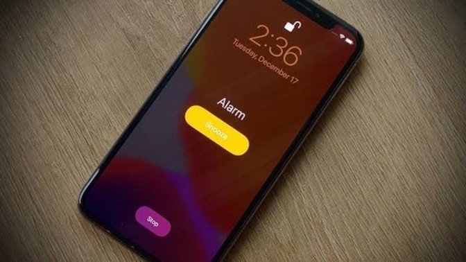 Uyanmak için alarm kuruyor musunuz?
