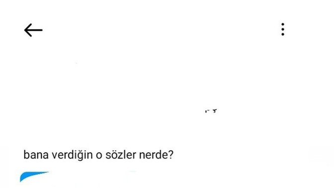 Sevgilimle ayrılalı 4 gün oldu hep böyle şeyler koyuyor profiline yazayım mi ona üzülüyorum ya?