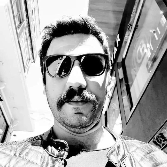 Eski olan O mu? Yoksa Senmisin Eskiyi Yaşayan ve Kendini Degersizleştirip Eksilen?