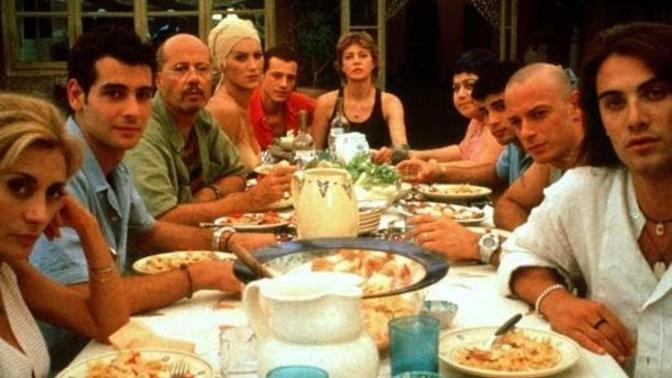 Sizi yemeğe davet etsem iftara kaç dakika kala gelirsiniz?