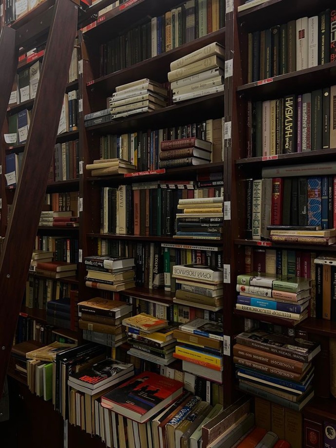 İşini gücünü bırakıp İlk fırsatta okumalısın dediğiniz kitap nedir?