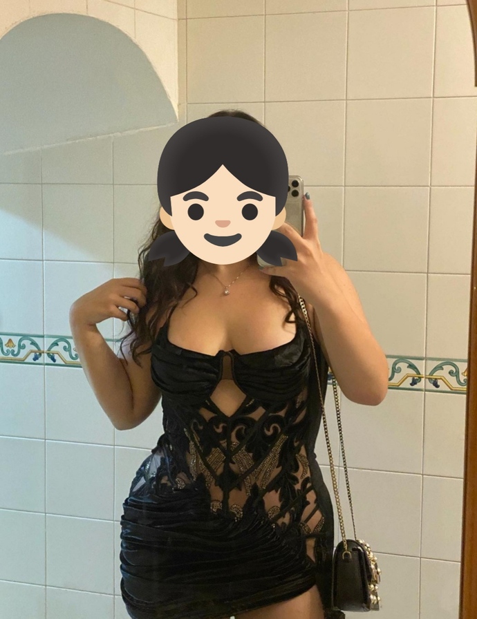 Bu elbiseyle özel bir davete gidilir mi?
