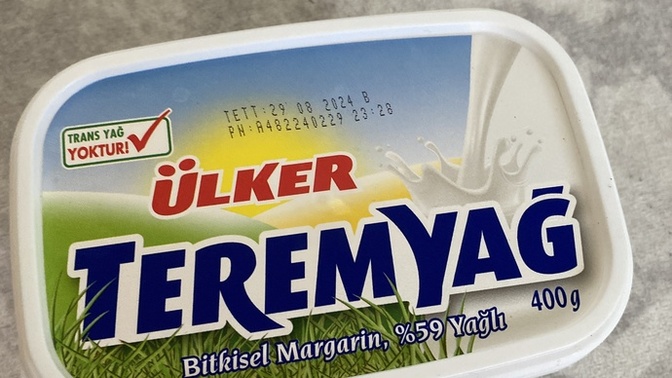 Tereyağı yerine bunu kullansam olur mu pasta yapacağım da?