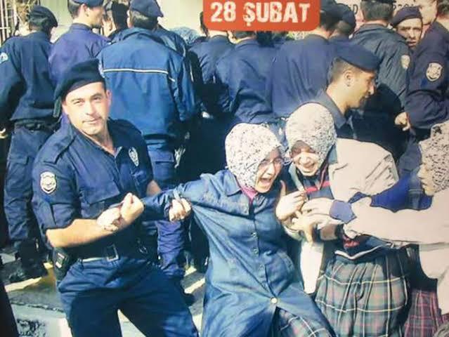 Millet seçimini yaptı! Ne dersiniz yine 28 Şubat sürecine döner mi ülke? Dindarları, tesettürlüleri nasıl günler bekliyor?