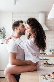 Oral seks hiç yapmadım ama karşımdaki erkek sakallı olursa daha zevk alırım gibime geliyor sizce doğru mu?