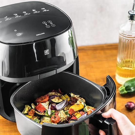 Airfryer sizce gerekli bir alet mi?