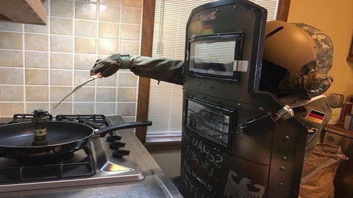 Yemek yapmayı bilmiyorum, evlenince eleştirilmekten korkuyorum. Ne önerirsiniz?