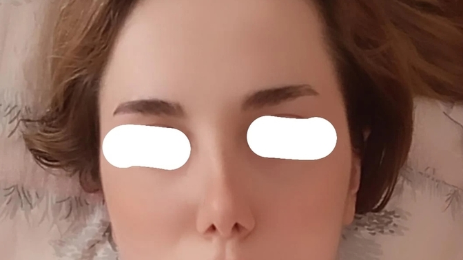 Arkadaşlar herkes kaşlarımın yüzüme göre kısa olduğunu söylüyor sizce kısa mı?