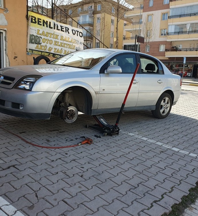 Yaz Lastiklerine Geçiş Yaptınız mı?