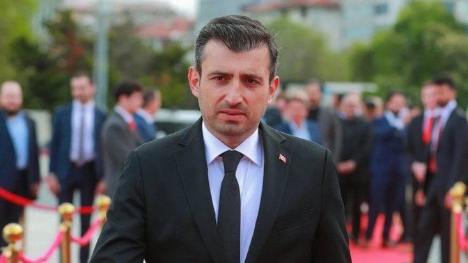 Selçuk Bayraktar, Forbes'ın milyarderler listesine girdi! Gurur duyuyor muyuz, bir alkışı hak etmedi mi?