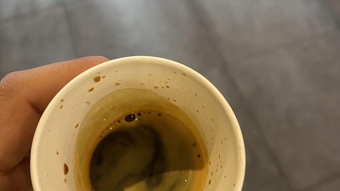 Kimler kahvesini hüpletti?