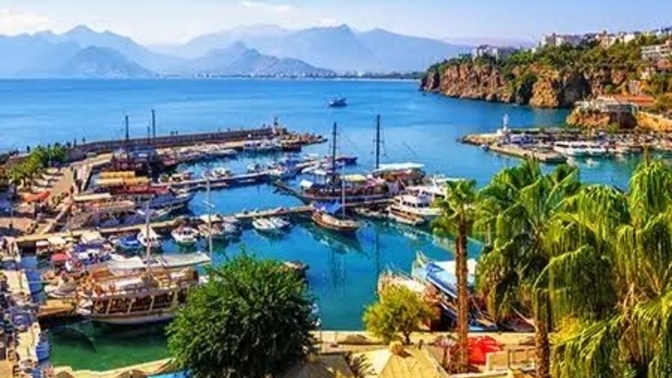 Bir haftalık tatile gidicem bütçem 4000 TL bana güzel yerler önerirmisiniz ?
