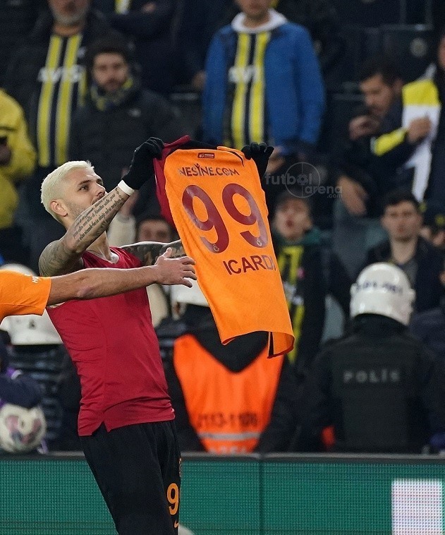 Sahada soyunmak yasaklanmalı bence?