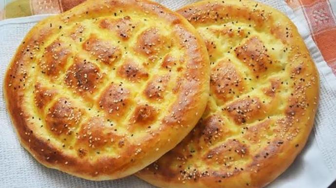 Pide yumurtalı mı yumurtasız mı güzel?