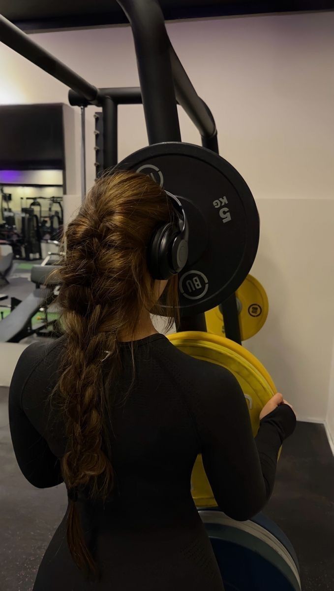 Spor yaparken taktığınız kulaklık büyük mü olur küçük mü?