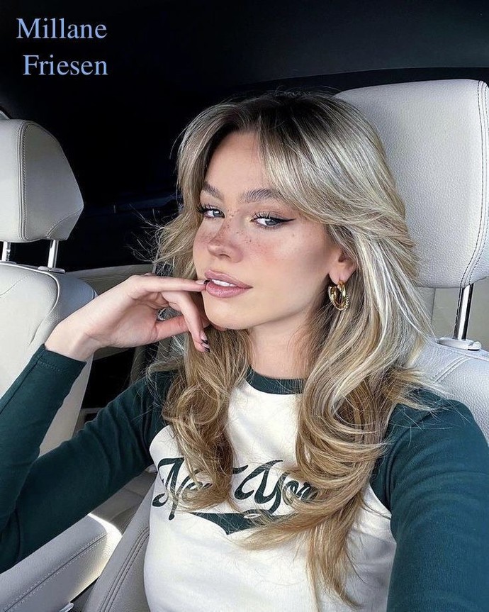 Saçımı senelerdir uzun kullanıyorum ve hep düz kesim yaptırıyorum beğendiğim bir saç modeli var bu modeli kestiren var mı?
