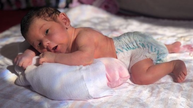 10 günlük bebek bayram gezmesine götürülür mü?