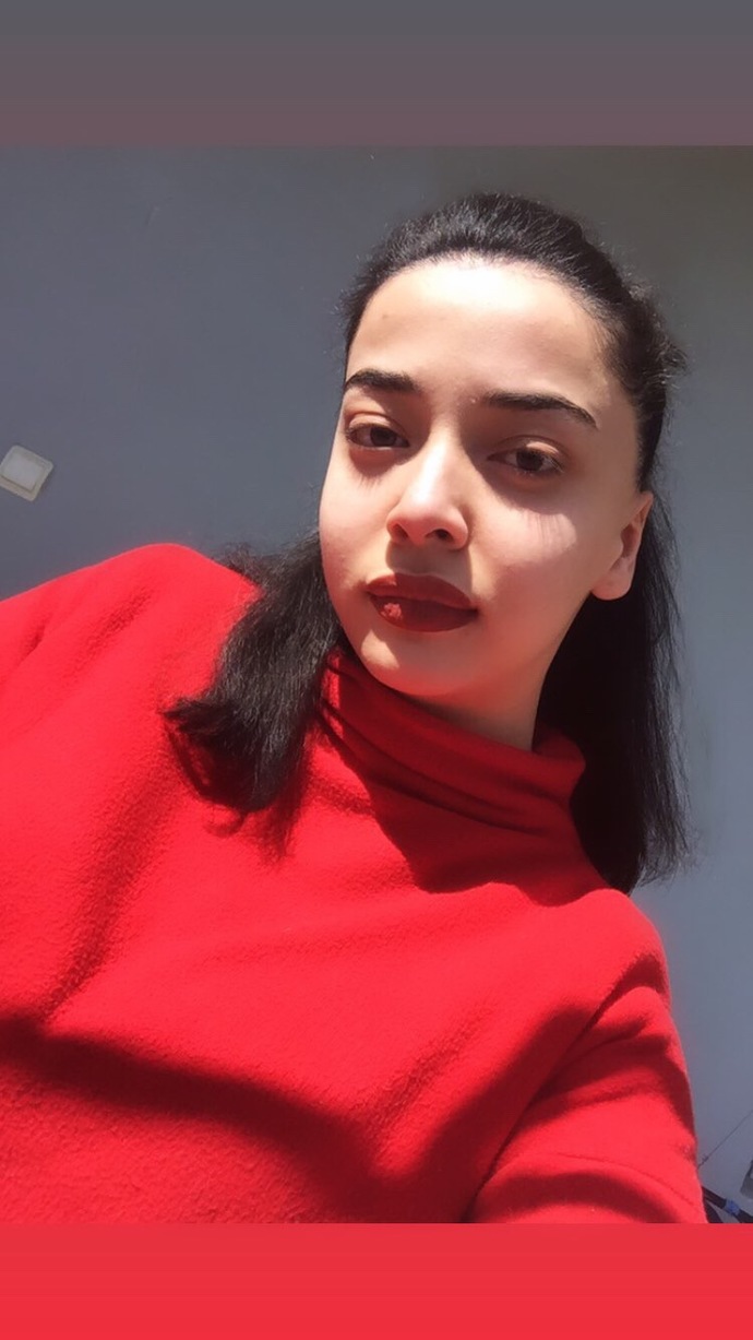 Kızlar hangi markanın rujlarını kullanıyorsunuz?