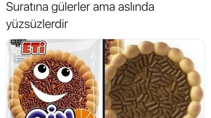 Yüzünüze gülüp aslında yüzsüz olan kişi veya şey nedir?