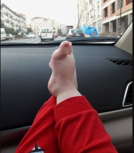 Bebeklere ilk yaş ayakkabısı seçerken nelere dikkat etmeliyiz?