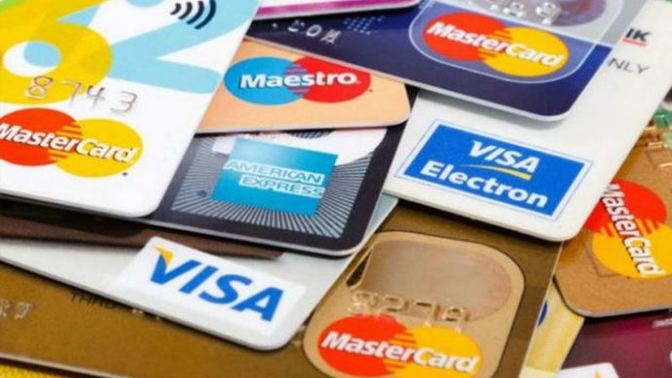 Merkez Bankası'ndan kredi kartı için yeni karar! Aylık faiz oranı yüzde 4.25'e yükseldi. Ne düşünüyorsunuz?