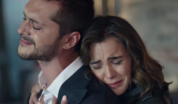 Bazı aşklar yarım kalmalı mı?