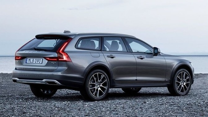 Volvo SUV araç yerine cros country araç alınır mı?