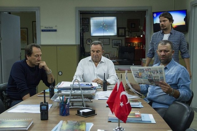 Eski dizilerden en çok hangisini akşam izlemek için sabırla beklerdin?