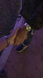 Sevgiliyle arkadaş kalmak size göre doğru mu?