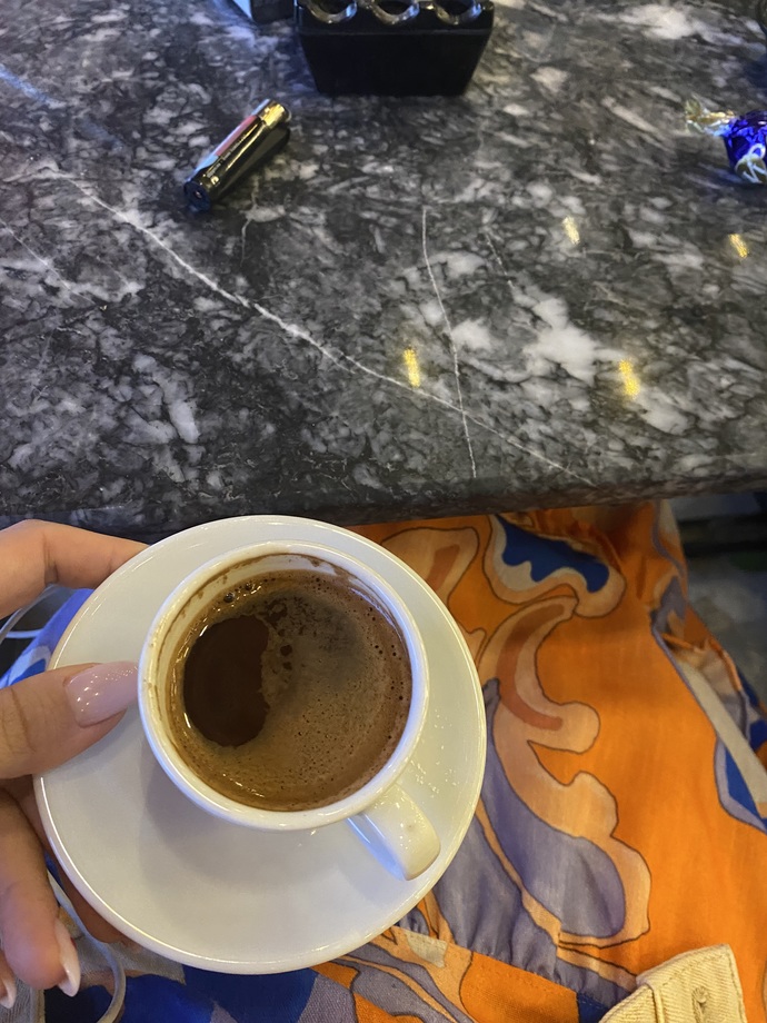 Kimler akşam kahvesini içti?