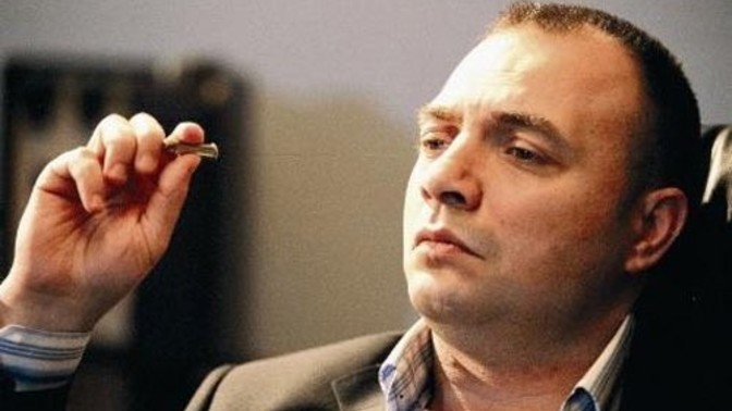 8 Nisan  Kurtlar Vadisi'nin efsane karakteri Süleyman Çakır'ın ölümünün 20. yıl dönümü. Bir Fatiha okur musunuz, ne düşünüyorsunuz?