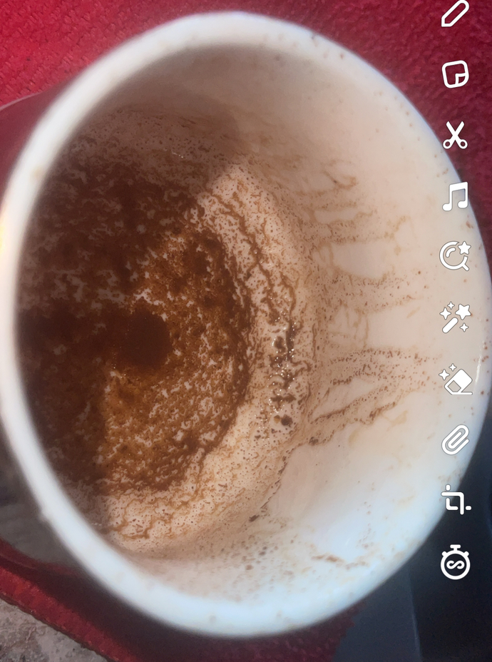 Arkadaşlar ask hayatimla ilgil bakar mısınız lutfennn ❤️?