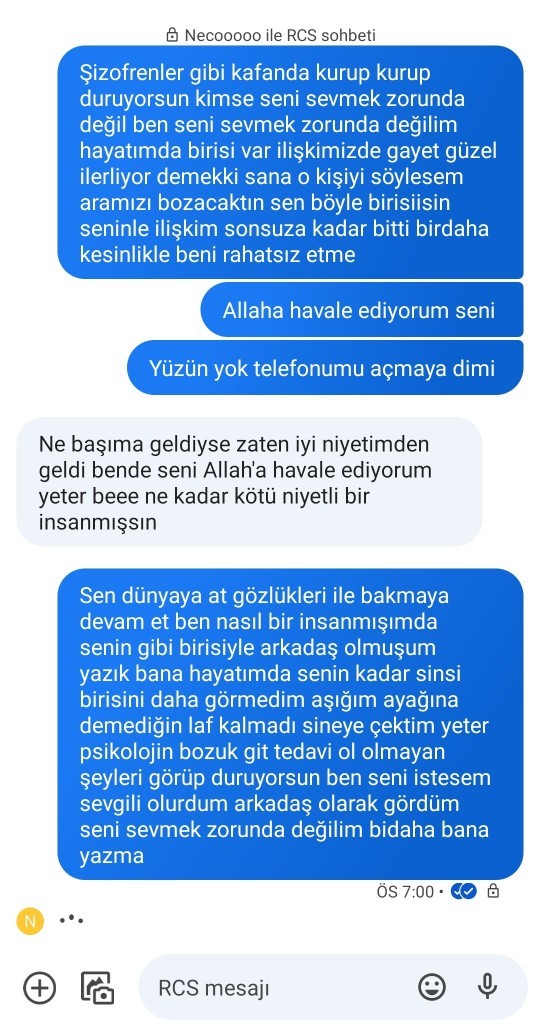 5 yıllık arkadaşım bana duygularını açtı ben reddettim dünyanın lafını sayıyıor?