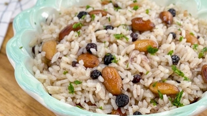 Pilav sizce daha tane tane ve diri mi, daha yumuşak ve lapa mı yemelere doyulmaz 😋?