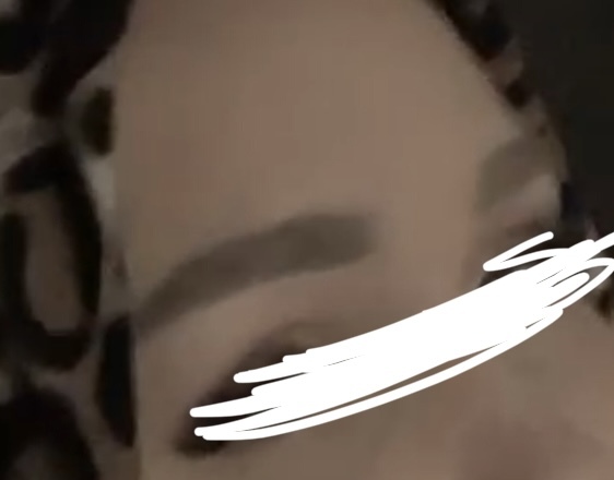 Kalın kaşlı kızlar bakımsız mı sizce?
