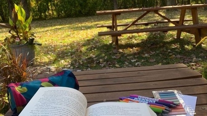Kitap okurken, anlamadığınız sözcüklerin altını çizip not alır mısınız?