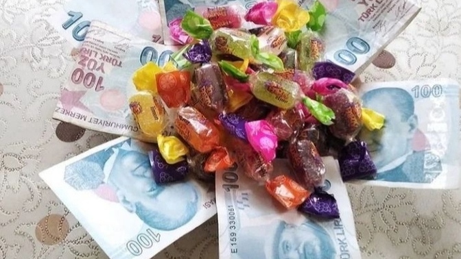 Böyle bir bayram şekerliği hazırladım, nasıl olmuş 🍬🍭?