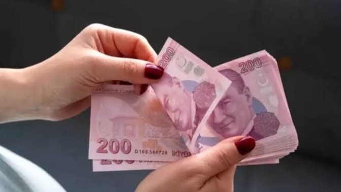 Şimdiden bayram harçlığı alan var mı?