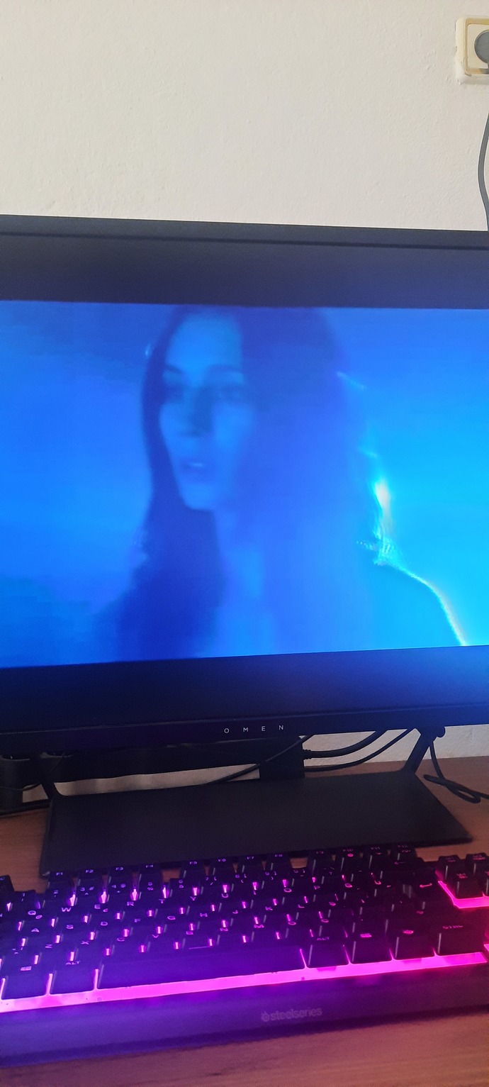 Uzay ile alakalı filmler izliyor musunuz?
