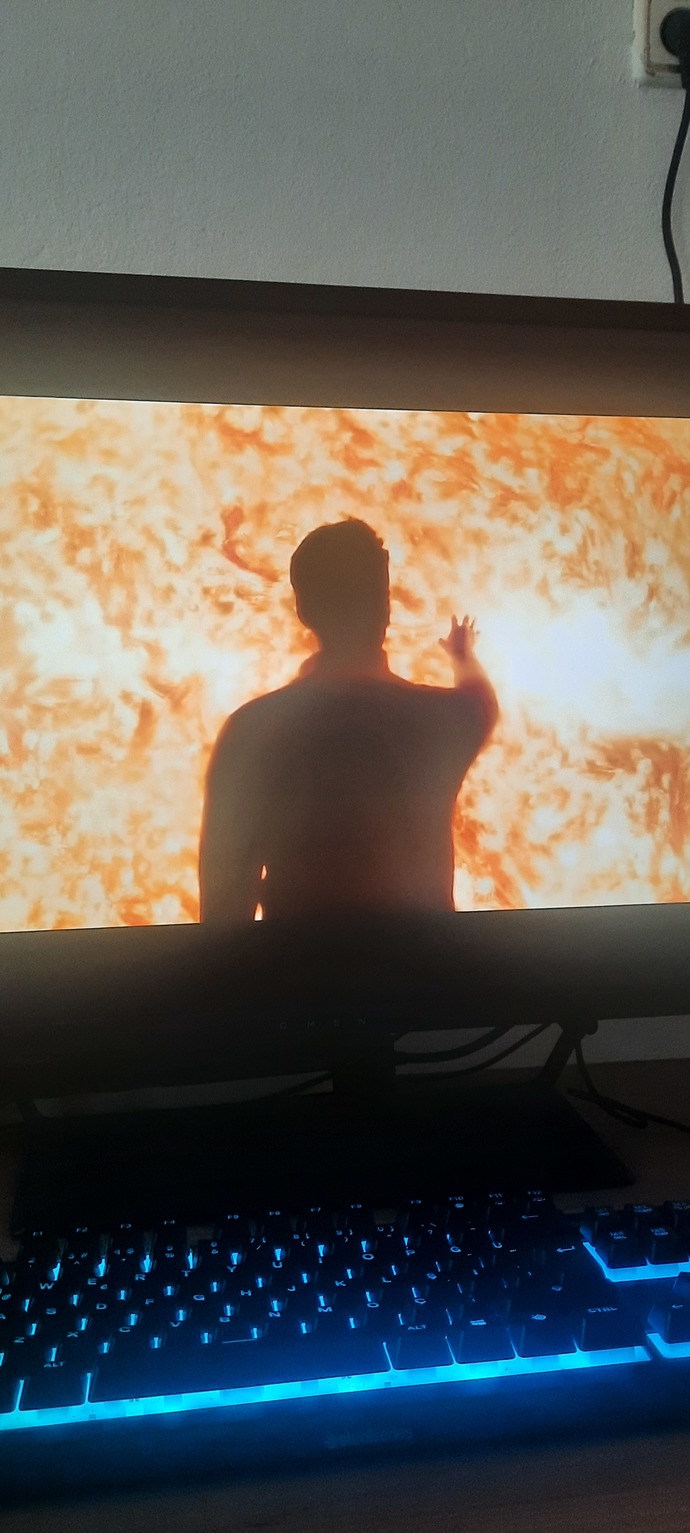 Uzay ile alakalı filmler izliyor musunuz?