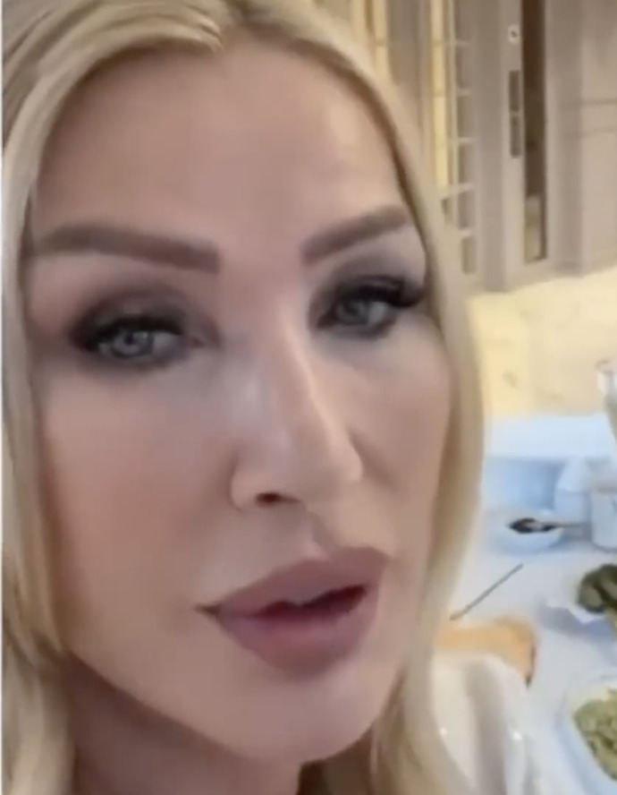 Son gunlerde sag topugum. uyusuyo neden acaba?